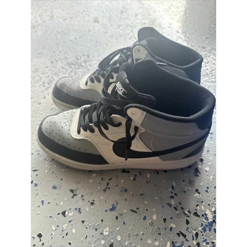 Nike NK Court Vision Mid Men's Shoes 8.5‎ Used